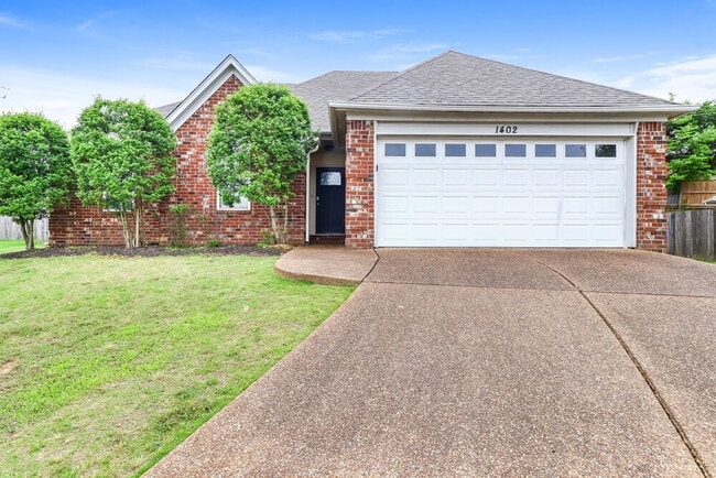 Building Photo - 1402 Leery Cove