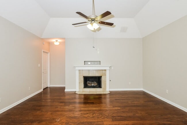 Building Photo - 6765 Whooper Swan Dr