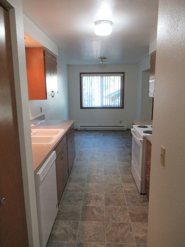 Foto del edificio - One Bedroom Apartment Close to Downtown