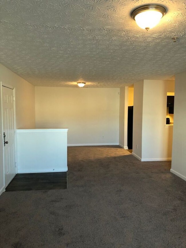 Building Photo - 9102 Waldrop Pl