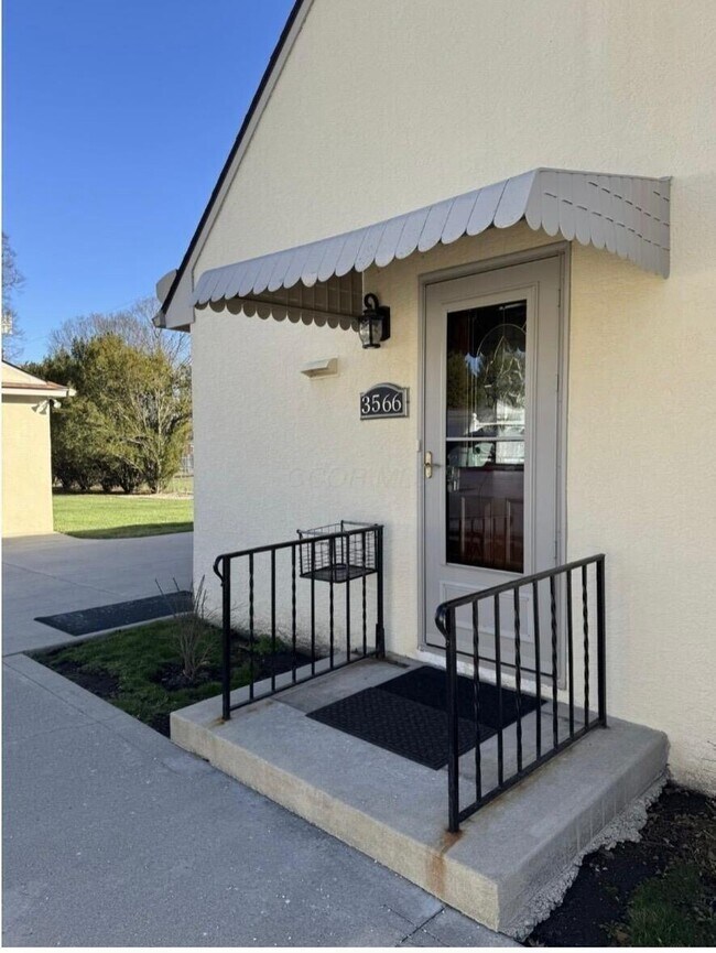 Foto del edificio - 3566 Tillbury Ave