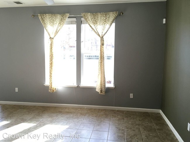 Building Photo - 3 br, 2.5 bath House - 274 W Lucita
