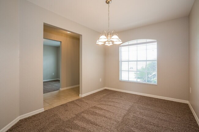 Foto del edificio - 6768 Highlands Creek Loop