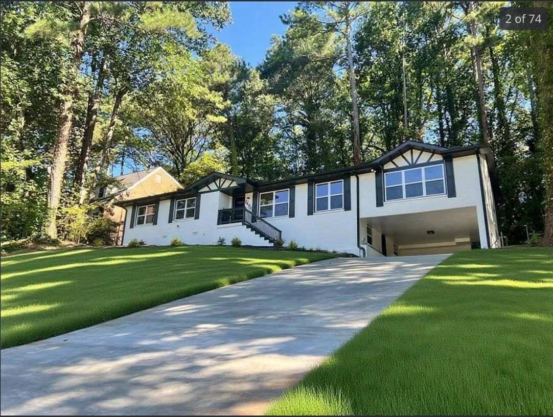 Foto principal - 2431 Nancy Ln NE
