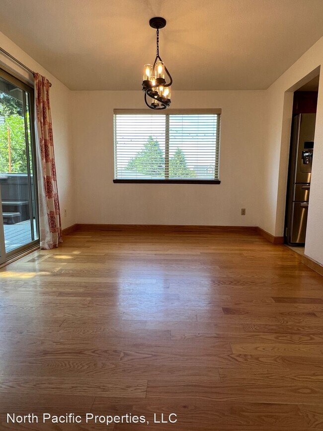 Building Photo - 5 br, 3 bath House - 2315 SW 118th Ct.