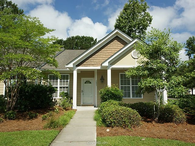 Primary Photo - Beautiful Townhome in Whitney Lakes