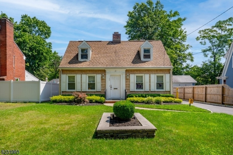 1131 Park, North Plainfield, NJ 07060 Room for Rent in North