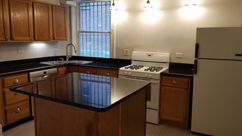 Kitchen - 2454 N Orchard St