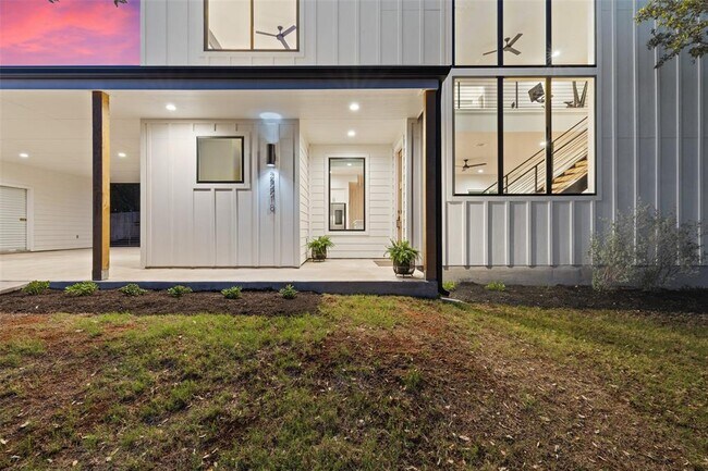 Foto del edificio - 22218 Briarcliff Dr