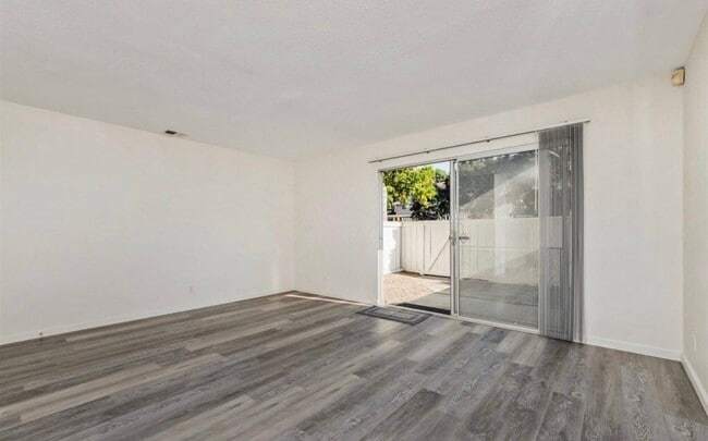 Building Photo - 4213 La Casita Way