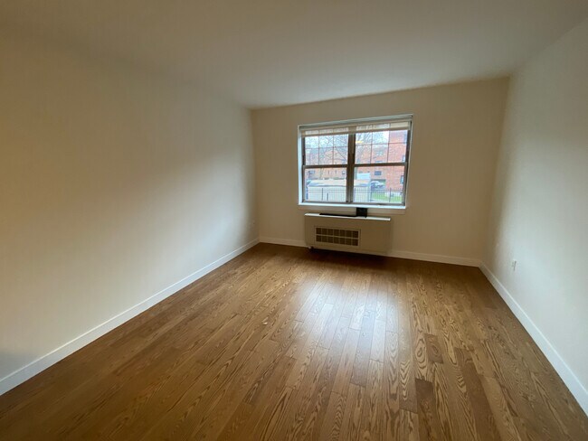 Foto del edificio - 75-25 153rd St