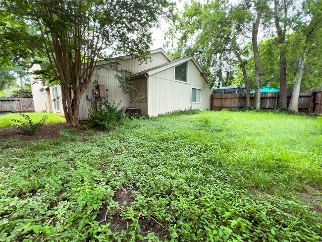 Foto del edificio - 2827 Waypark Dr