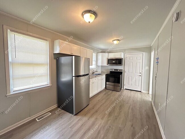 Foto del edificio - 1533 Northcut Ct