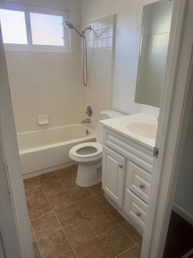 Foto del edificio - 5528 Keoncrest Cir