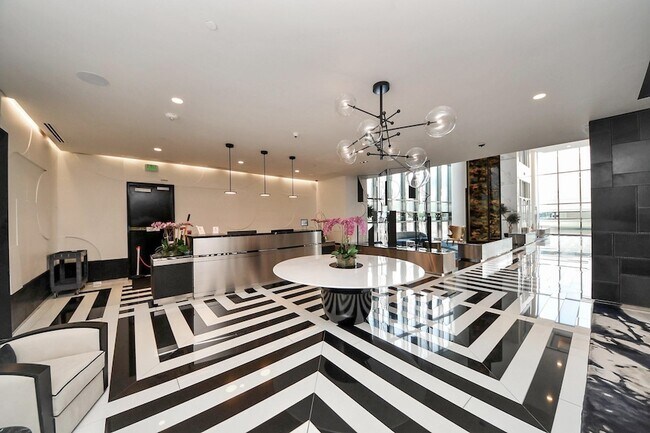 Foto del edificio - 4521 San Felipe St