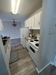 Building Photo - Palisades Manor