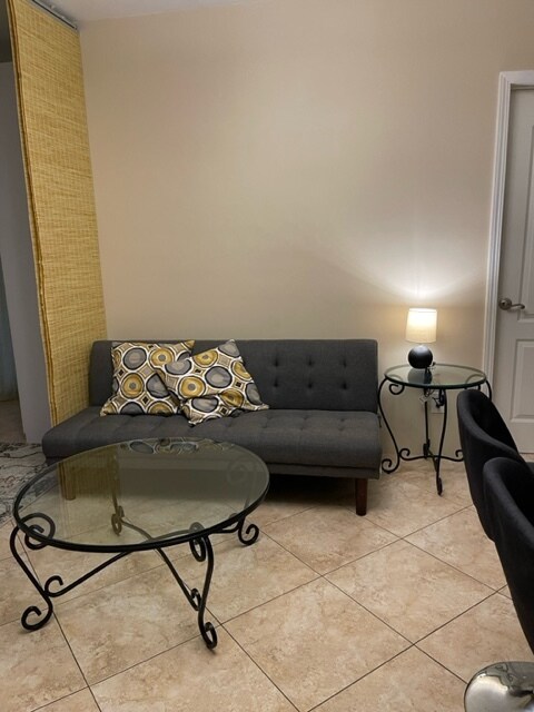 STUDIO - 24213 Vanowen St