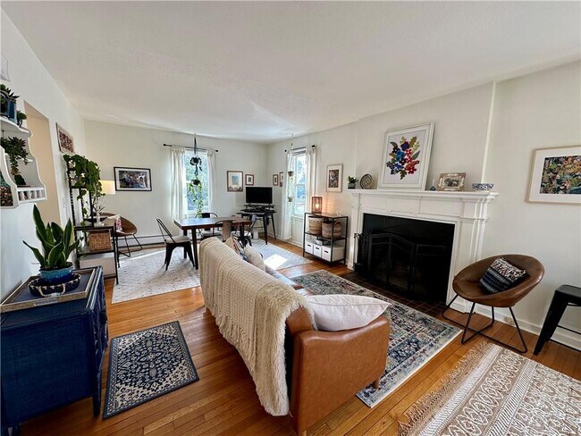 Foto del edificio - 542 Angell St