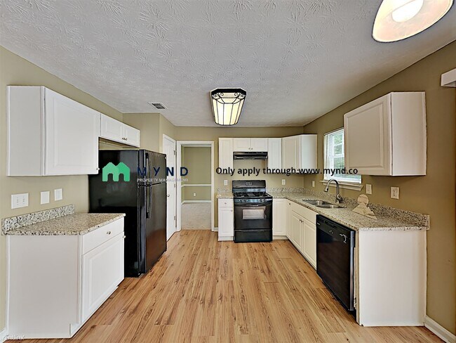 Building Photo - 4 br, 2.5 bath House - 150 River Marsh Ln