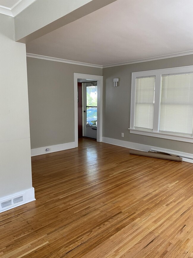 Building Photo - 41 Mildorf St