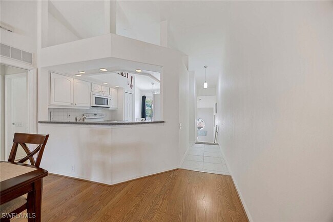 Foto del edificio - 28072 Cavendish Ct