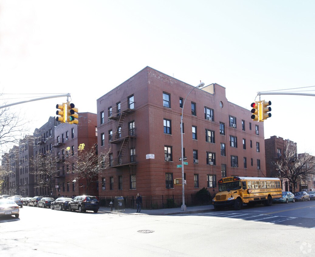 3551 94th street Apartments in Jackson Heights, NY