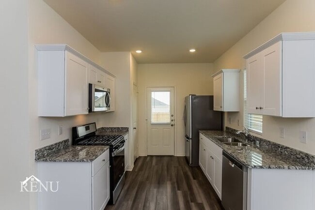 Building Photo - 5222 Dawn Break