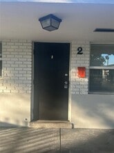 Building Photo - 1126 SW 15th Terrace