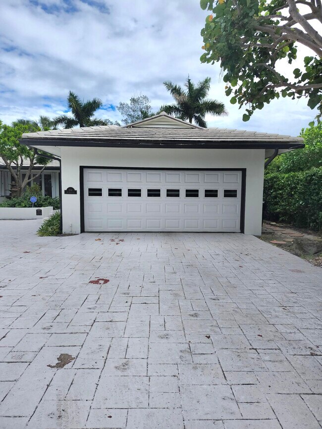 Foto del edificio - 814 N Golfview Rd