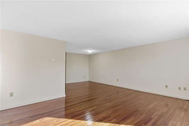 Building Photo - 66 Girard Ave