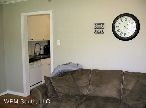 Building Photo - 3609 E L St