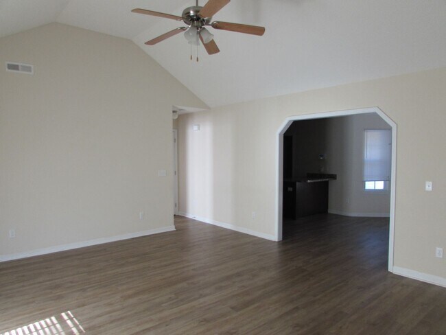 Foto del edificio - 2680 Moonlite Dr