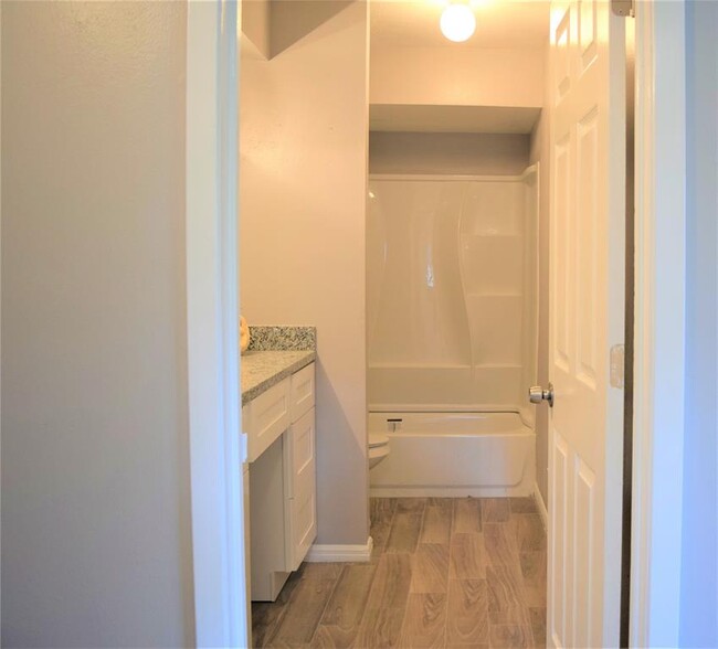 Foto del edificio - 7033 Kinney St