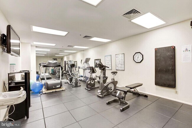 Fully equipped gym in building - 1200 Braddock Plz