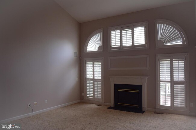 Building Photo - 8315 Kinsley Mill Pl