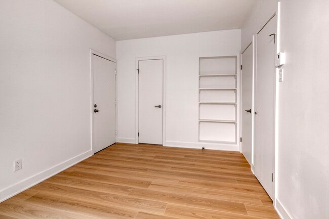 Building Photo - 3421 Rue Durocher