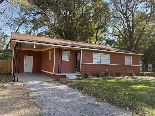 Building Photo - 4900 Berta Rd