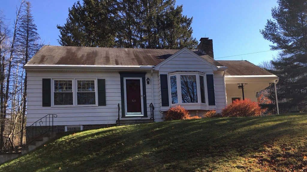 Primary Photo - 125 Hoag Rd