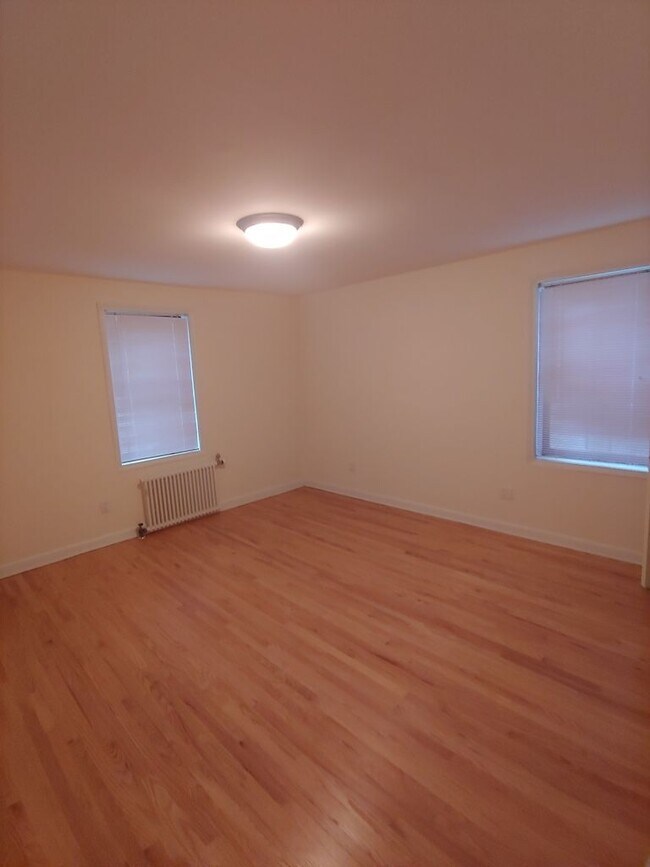 Building Photo - 43-24 43rd St