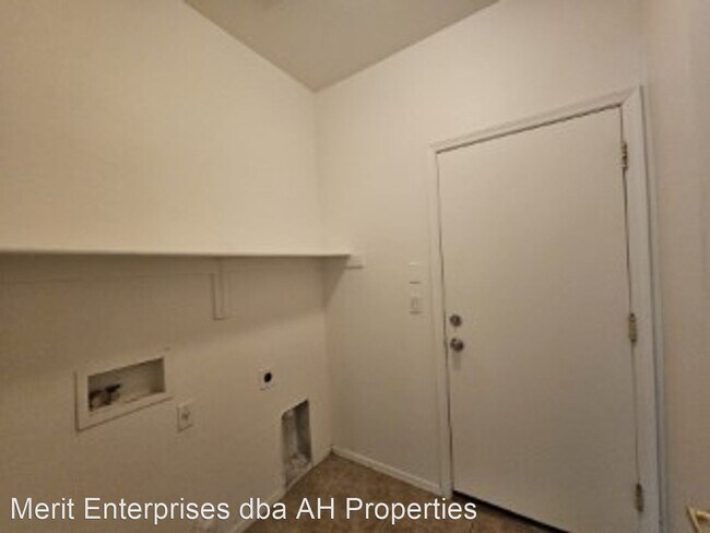 Foto del edificio - 3 br, 2 bath House - 7204 S 56TH LN