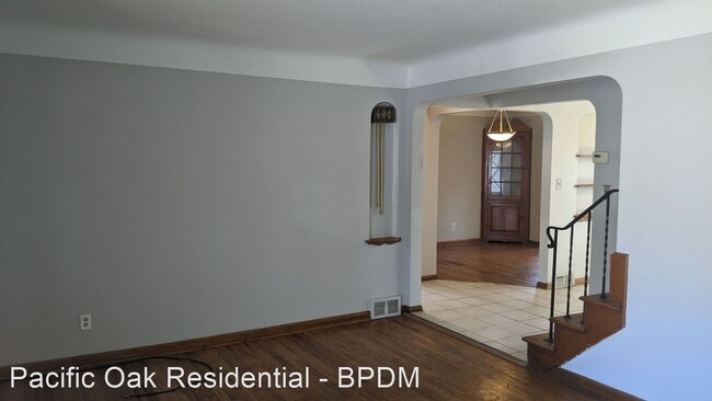 Building Photo - 3 br, 2 bath House - 20104 Ridgewood Ave
