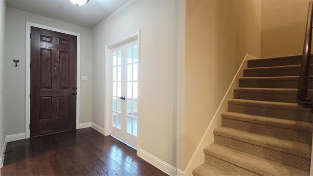 Building Photo - 309 Tottenham Ct