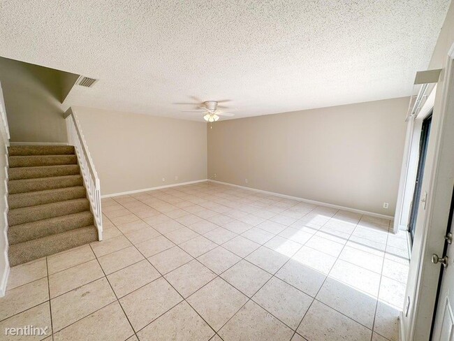 Building Photo - 3 br, 2.5 bath House - 1869 N Congress Ave