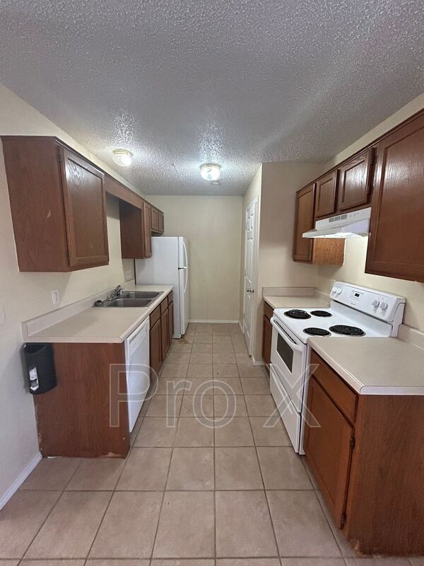 Foto del edificio - 3400 SW Landau Ct