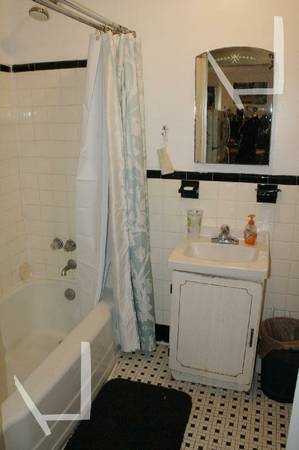 Foto del edificio - 847 Beacon St