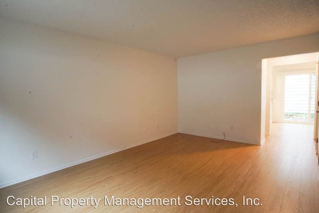 Foto del edificio - 2222-2228 NE Halsey St
