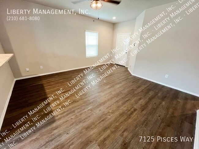 Foto del edificio - 7125 Pisces Wy