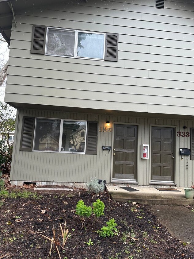 Foto principal - Corvallis To Campus 2 Bedroom 1 1/2 Bath W...