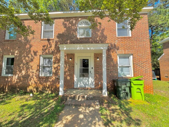 Foto del edificio - 10 Crescent Ln