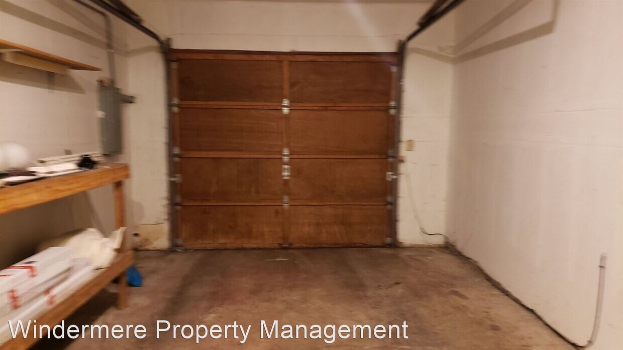 6491 Old Military Rd NE, Bremerton, WA 98311 Apartment for Rent in